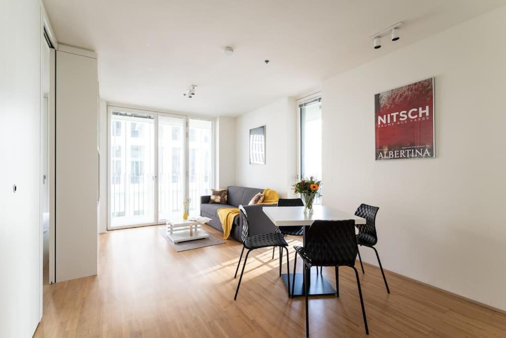 Smart Studio With Terrace By Hm Wien Eksteriør bilde